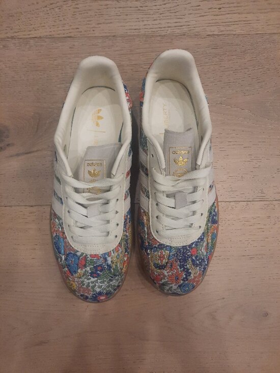 adidas Shoes - Adidas x Liberty London Sambas